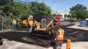 Best Driveway Pressure Washing  in Minden, NE